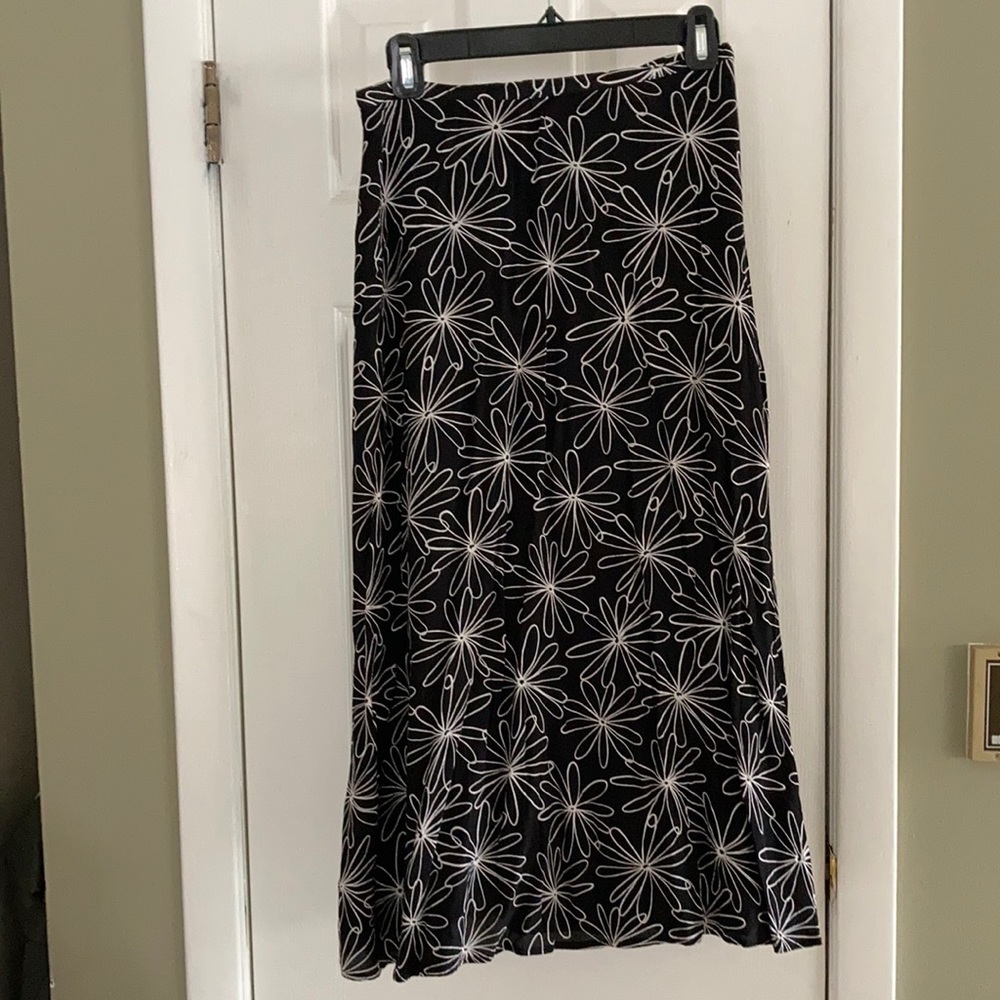 CATALYST BLACK & WHITE MAXI SKIRT SIZE 10P